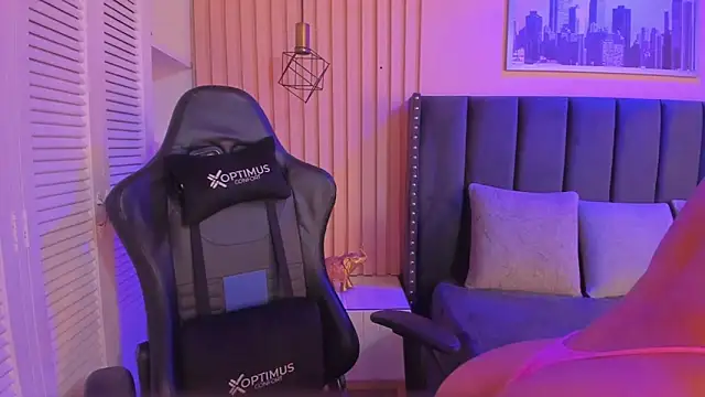 ashlye miller  online show from 21, 3, 2025