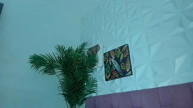 Snapshot of Hellen_Sky chatting on 4, 2, 2026 Hellen Sky online show from 4, 2, 2026