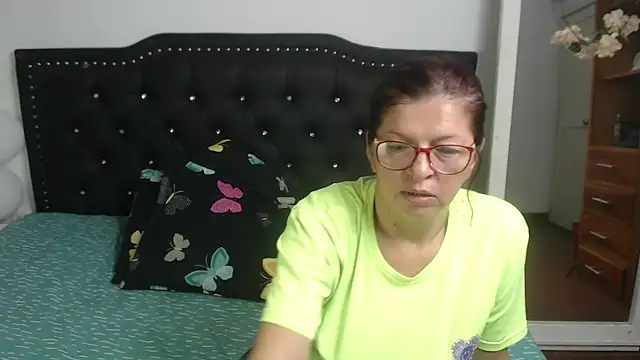 jellyfishhot online show from 18, 2, 2025