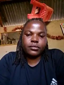 pretty-donna online show from 2, 2, 2026