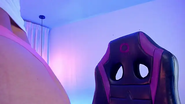 Snapshot of BonnieBad01 chatting on 24, 2, 2025 BonnieBad01 online show from 24, 2, 2025