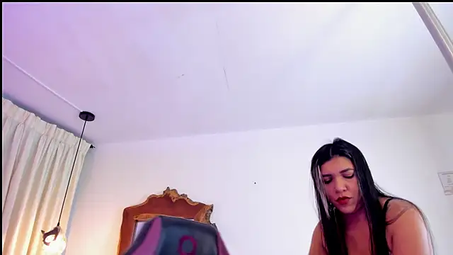 Snapshot of BonnieBad01 chatting on 14, 11, 2025 BonnieBad01 online show from 14, 11, 2025