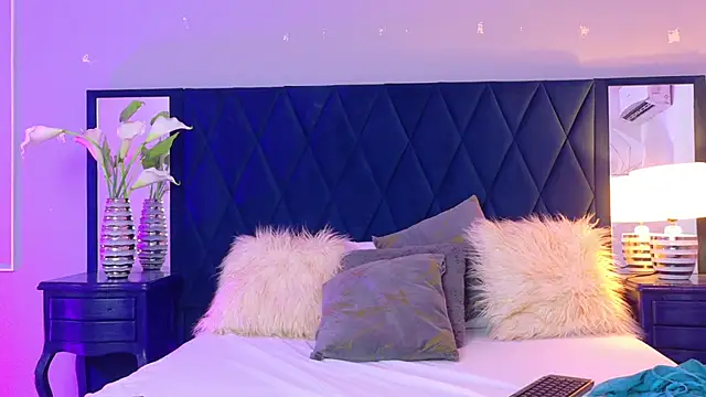 Snapshot of Margaret_Saunders chatting on 19, 12, 2025 Margaret Saunders online show from 19, 12, 2025