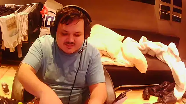 Bebemickey75 online show from 30, 11, 2025