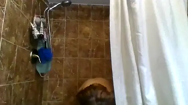 spundarella420 online show from 23, 9, 2025