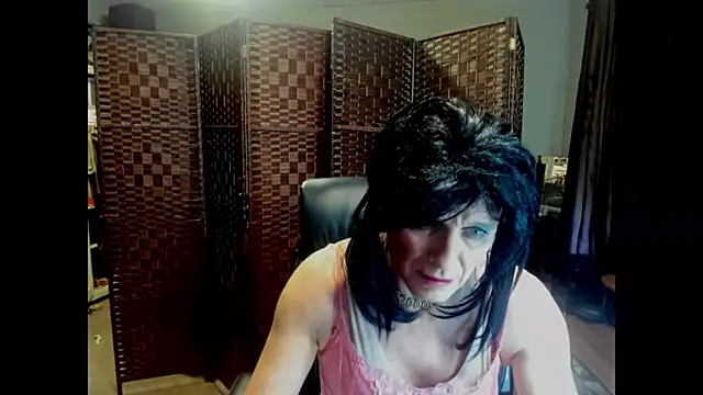 Snapshot of CharlotteAshton chatting on 23, 5, 2026 CharlotteAshton online show from 23, 5, 2026