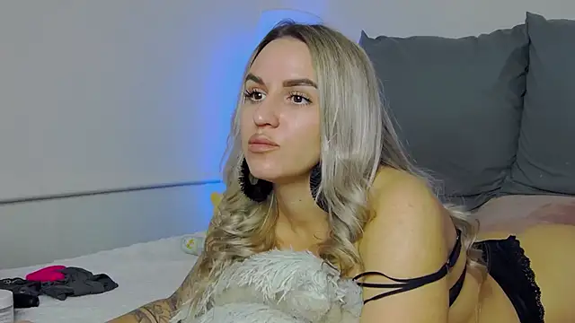 SofiJames online show from 11, 11, 2025