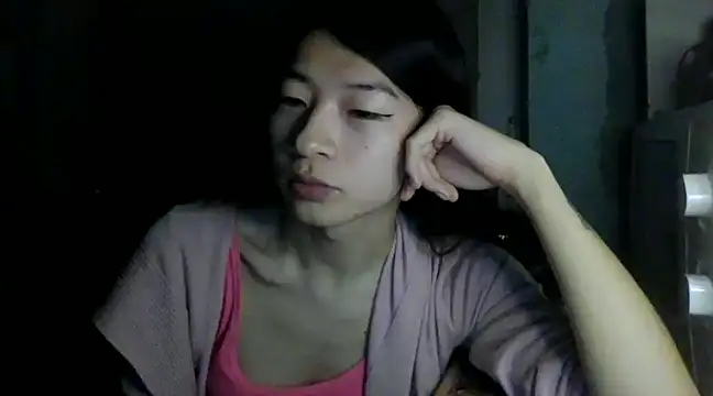 Snapshot of CarlyJoy chatting on 1, 2, 2025 CarlyJoy online show from 1, 2, 2025