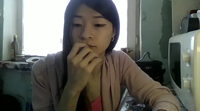 Snapshot of CarlyJoy chatting on 3, 2, 2025 CarlyJoy online show from 3, 2, 2025