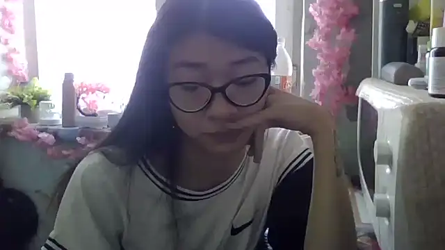 Snapshot of CarlyJoy chatting on 3, 10, 2025 CarlyJoy online show from 3, 10, 2025