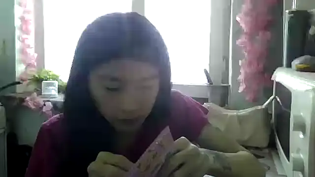 Snapshot of CarlyJoy chatting on 13, 10, 2025 CarlyJoy online show from 13, 10, 2025