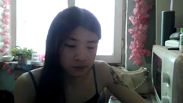 CarlyJoy online show from 25, 2, 2026