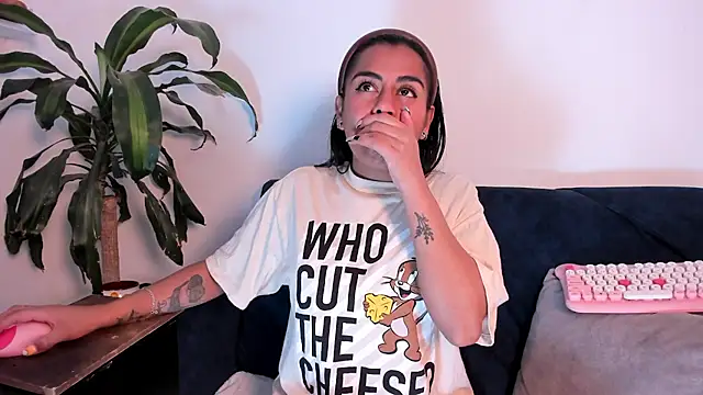 im amber online show from 23, 10, 2025