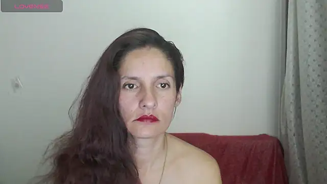 Snapshot of catalina_duran1 chatting on 2, 5, 2026 catalina duran1 online show from 2, 5, 2026