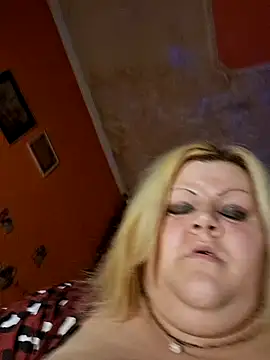 Snapshot of ducicsajsziii chatting on 21, 2, 2025 ducicsajsziii online show from 21, 2, 2025