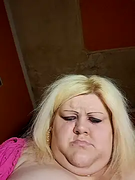 Snapshot of ducicsajsziii chatting on 8, 3, 2025 ducicsajsziii online show from 8, 3, 2025