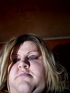 Snapshot of ducicsajsziii chatting on 24, 4, 2026 ducicsajsziii online show from 24, 4, 2026