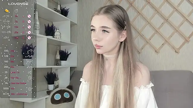 Snapshot of AutoBaby chatting on 19, 11, 2025 AutoBaby online show from 19, 11, 2025