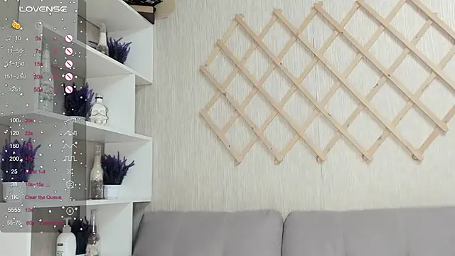 Snapshot of AutoBaby chatting on 23, 11, 2025 AutoBaby online show from 23, 11, 2025