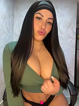 Snapshot of sexyyykloee chatting on 25, 9, 2025 sexyyykloee online show from 25, 9, 2025