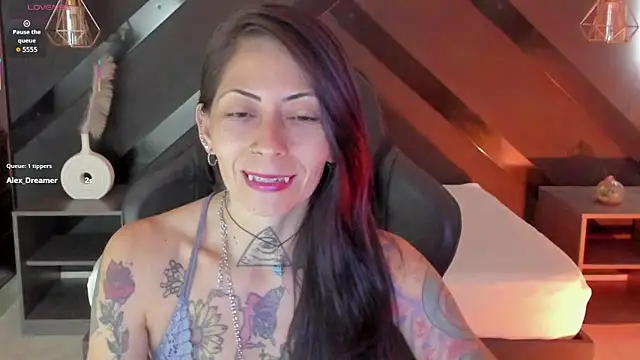 Snapshot of dark_gotica chatting on 2, 2, 2026 dark gotica online show from 2, 2, 2026