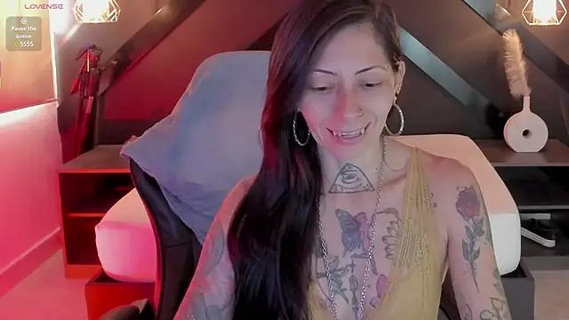 Snapshot of dark_gotica chatting on 28, 2, 2026 dark gotica online show from 28, 2, 2026