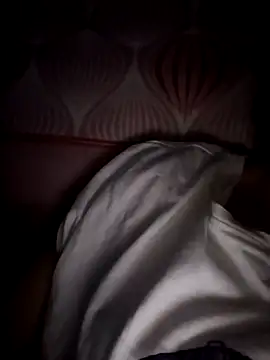 bruna safadinhaa online show from 25, 11, 2025