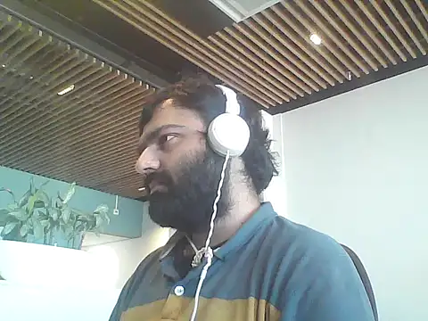 Snapshot of JohnBond009 chatting on 16, 7, 2026 JohnBond009 online show from 16, 7, 2026