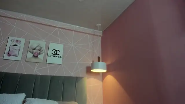 dolly zoe online show from 5, 2, 2026