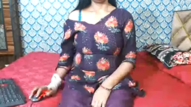 nikitahot3 online show from 5, 11, 2025