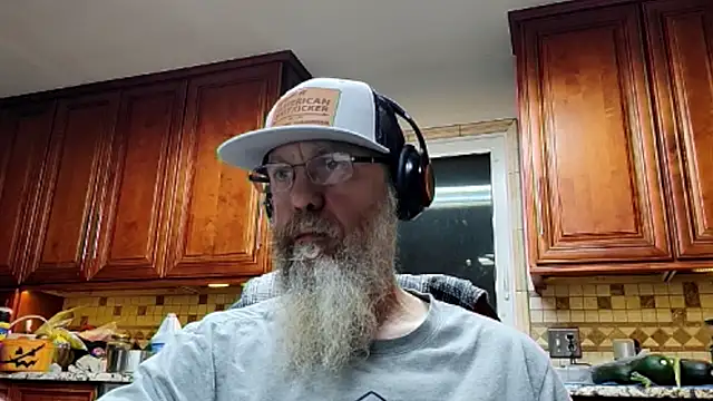 suckonmynutz online show from 10, 10, 2025