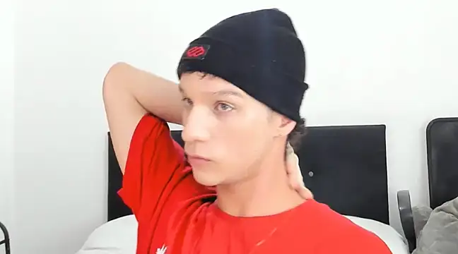 angelcortes online show from 3, 1, 2025