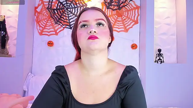 MelanieKlaus online show from 1, 11, 2025