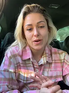 petrouchkaaa  online show from 30, 1, 2025