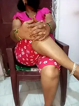 yours-kavaya online show from 3, 12, 2025