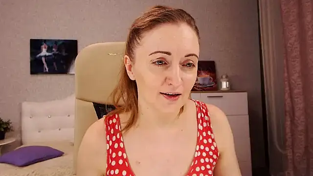 BettyFootFetish online show from 8, 2, 2025