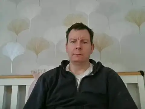 Snapshot of calibersmith chatting on 8, 3, 2025 calibersmith online show from 8, 3, 2025