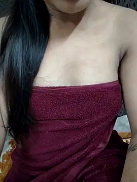 Snapshot of Roshni_98 chatting on 27, 2, 2025 Roshni 98 online show from 27, 2, 2025