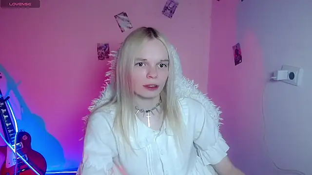 Snapshot of Emily_Nyaffee chatting on 30, 3, 2026 Emily Nyaffee online show from 30, 3, 2026