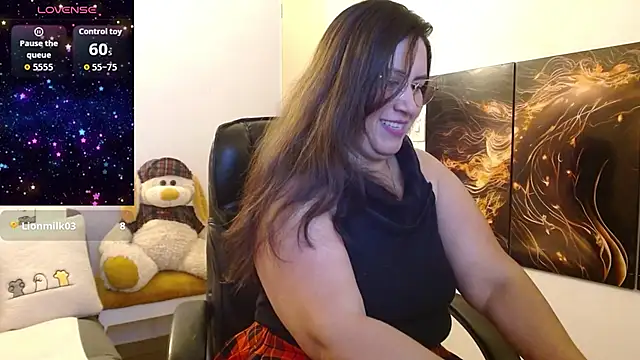 amalia brunette online show from 14, 12, 2025