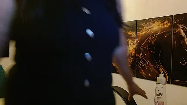 amalia brunette online show from 14, 3, 2026