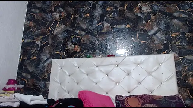 DesireDirtyTS   online show from 2, 11, 2025