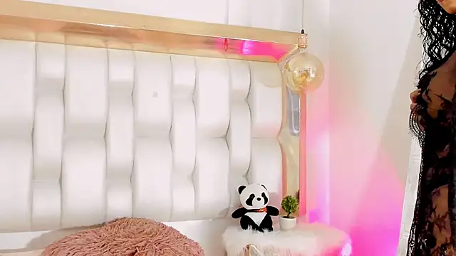 BeckyRusso online show from 8, 2, 2025