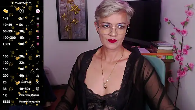 scarlett paris22 online show from 6, 1, 2025