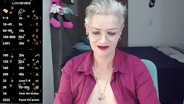 scarlett paris22 online show from 19, 2, 2025