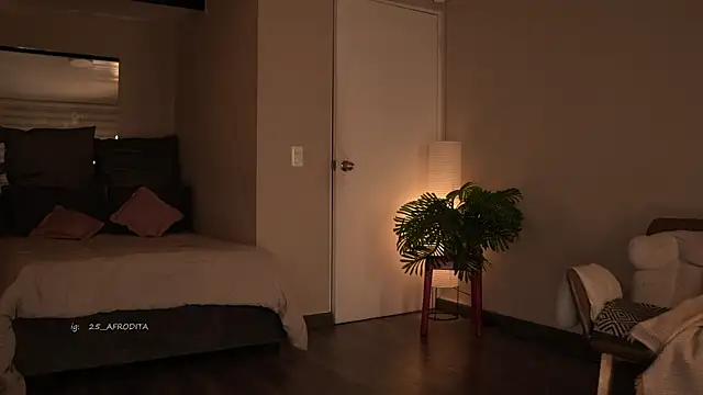 Snapshot of afrodita__25 chatting on 1, 10, 2025 afrodita 25 online show from 1, 10, 2025