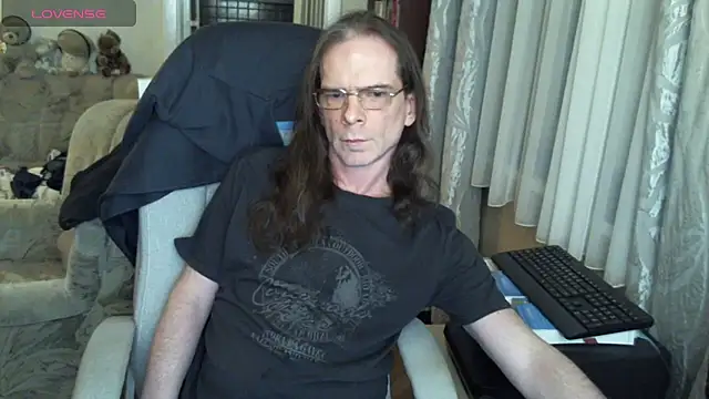 Snapshot of living_manors_2 chatting on 25, 2, 2025 living manors 2 online show from 25, 2, 2025