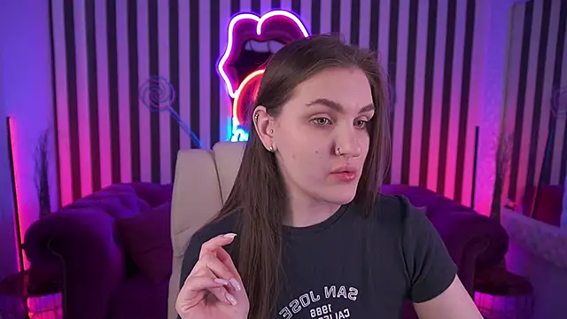 EmmyCharmm online show from 23, 4, 2026