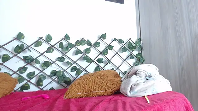 Latina BigBoobs online show from 2, 3, 2025