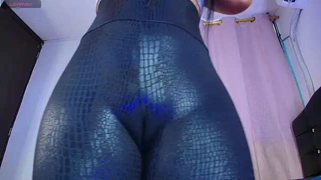 Snapshot of Mia_depp chatting on 9, 7, 2026 Mia depp online show from 9, 7, 2026